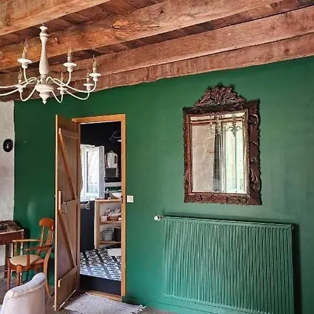 Casa de Férias Ancien Moulin Dans Un Cadre Idyllique La Boissiere-en-Gatine