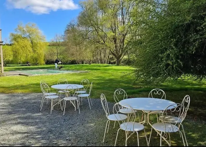 Ancien Moulin Dans Un Cadre Idyllique La Boissiere-en-Gatine